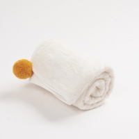 Bambusowy ręcznik niemowlęcy 75x75cm - Musztardowy | BimBla