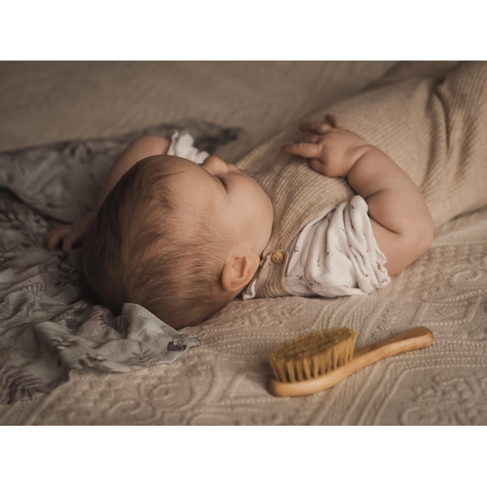 Szczotka na ciemieniuchę dla niemowląt | Makaszka